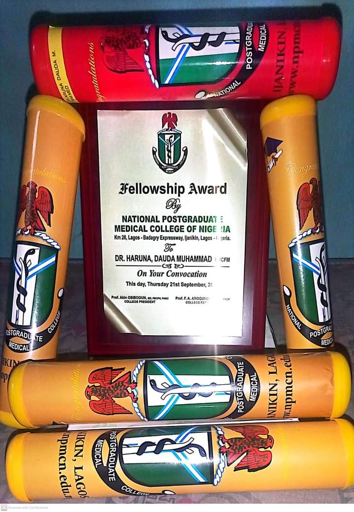 Award given to Dr Haruna Daida Muhammad, chairman National Dawah Committee of IMAN